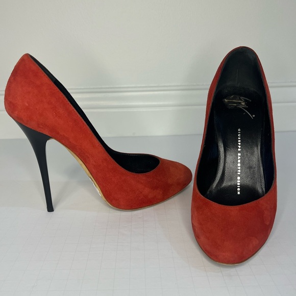 Giuseppe Zanotti Red Suede Heel - Picture 5 of 11